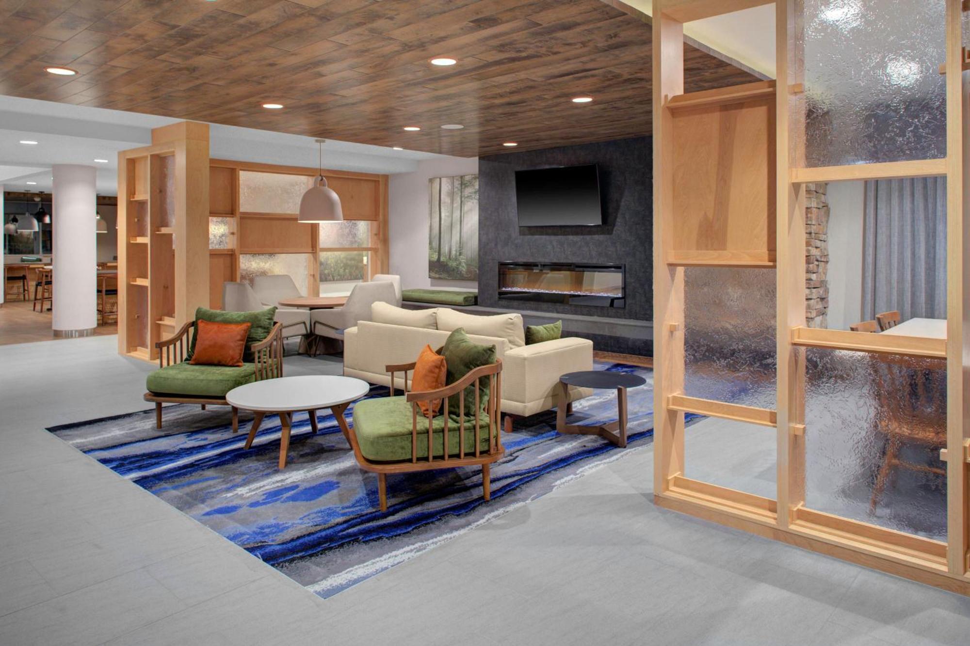 Fairfield & By Marriott Roanoke 3*